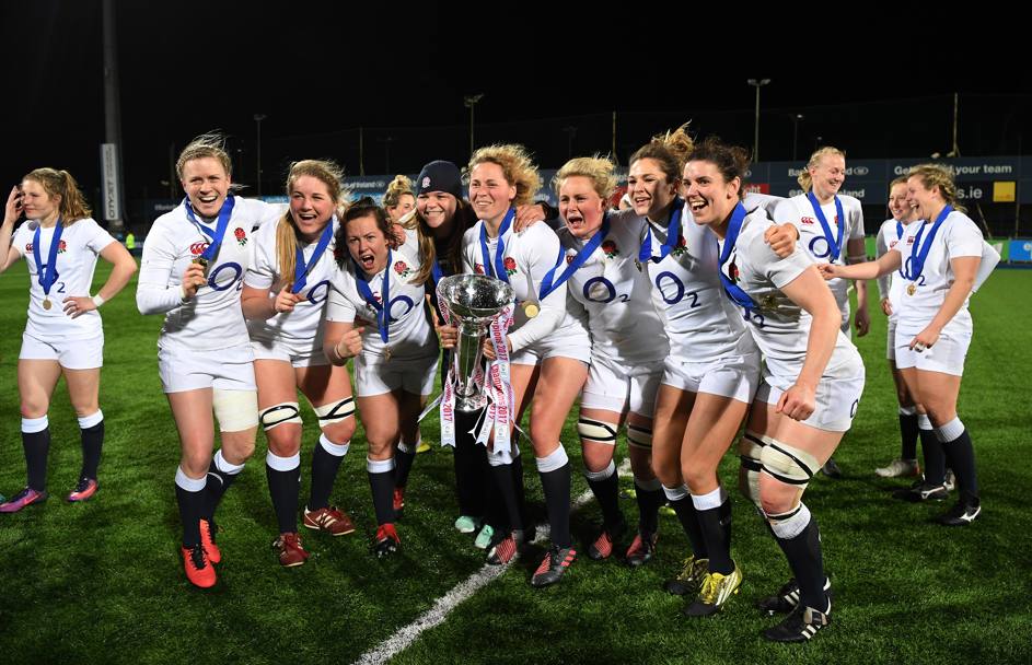 Sei Nazioni femminile di rugby nazionale inglese festeggia la vittoria e il Grande Slam. (Getty Images)